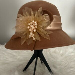 Brown Bucket Style Hat 💕.  OS.   New!